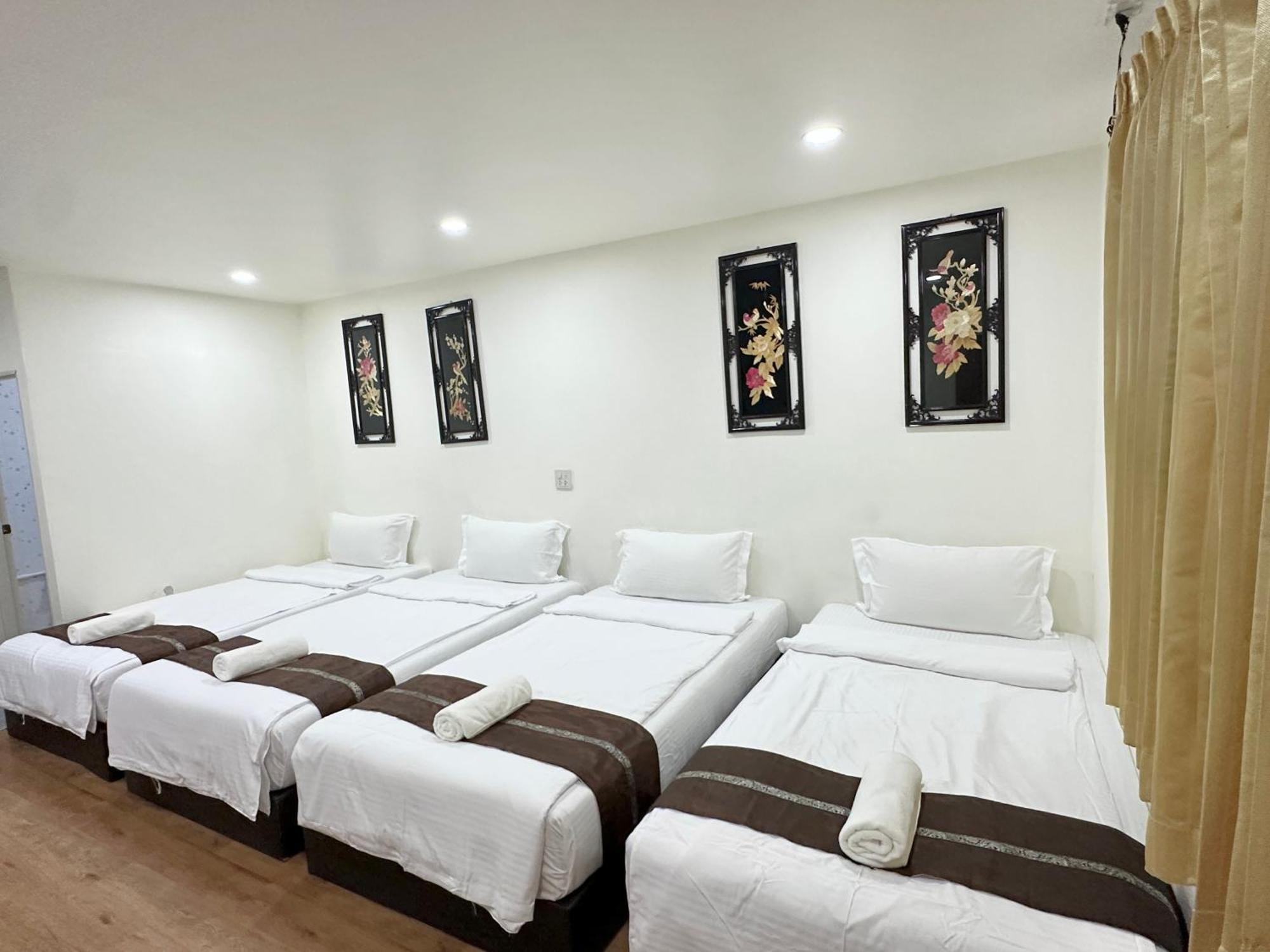 Longzhu Guesthouse Bangkok Bagian luar foto